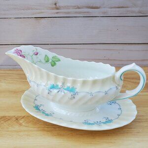 VTG 1940s Royal Doulton The Picardy H.4855 Bone China Gravy Boat Floral Pattern
